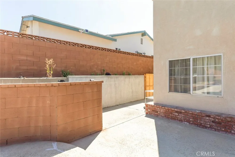 13889 Nurmi Sylmar, CA 91342