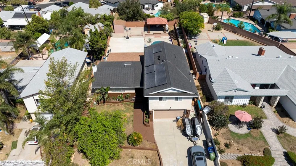 13889 Nurmi Sylmar, CA 91342