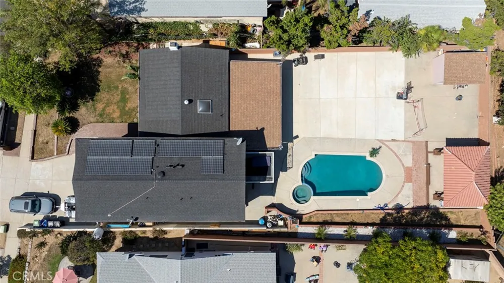 13889 Nurmi Sylmar, CA 91342