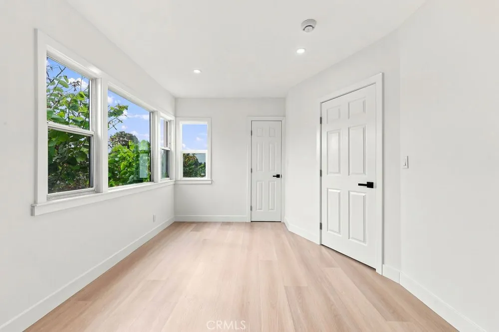 1211 Cole Avenue Hollywood, CA 90038
