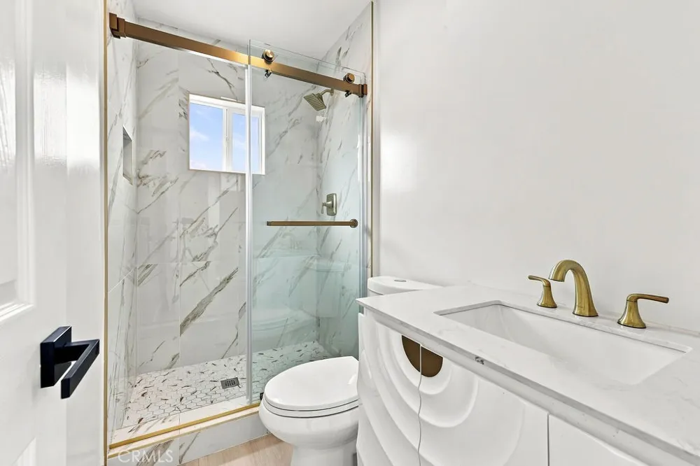 1211 Cole Avenue Hollywood, CA 90038