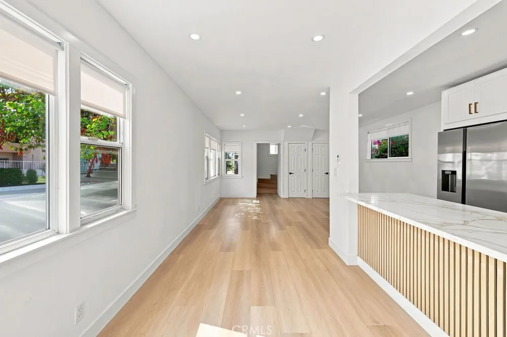 1211 Cole Avenue Hollywood, CA 90038