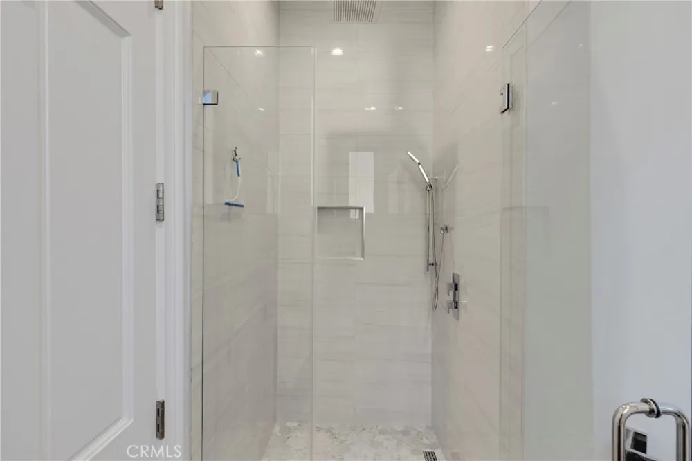 860 Greenridge Drive La Canada Flintridge, CA 91011