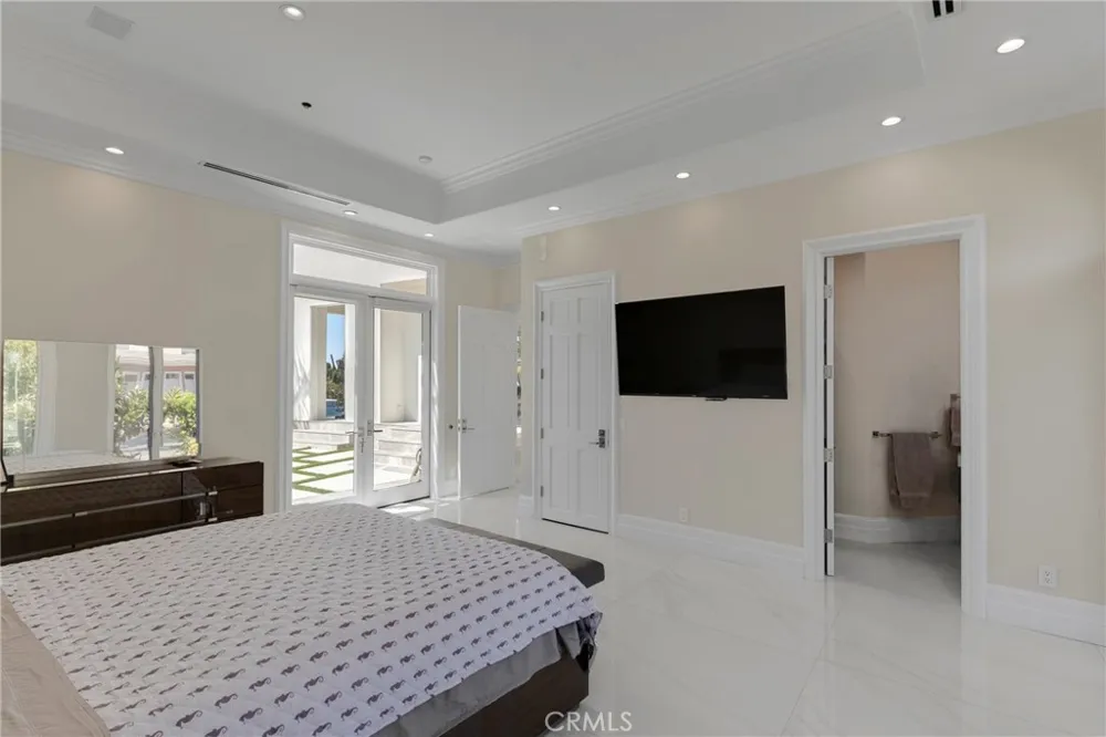 860 Greenridge Drive La Canada Flintridge, CA 91011