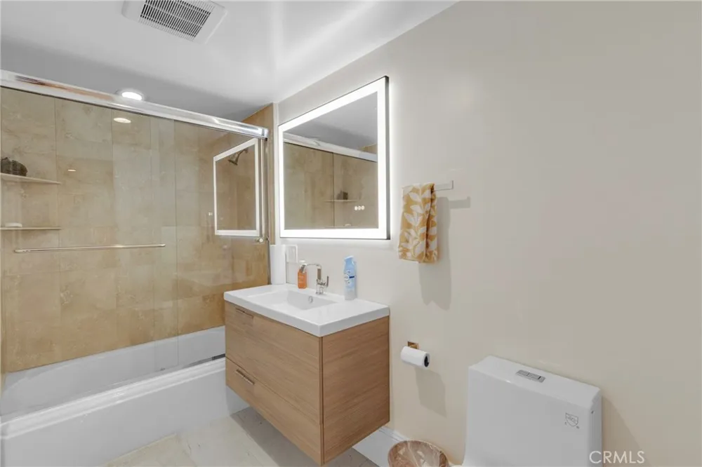 860 Greenridge Drive La Canada Flintridge, CA 91011