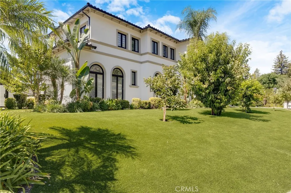860 Greenridge Drive La Canada Flintridge, CA 91011