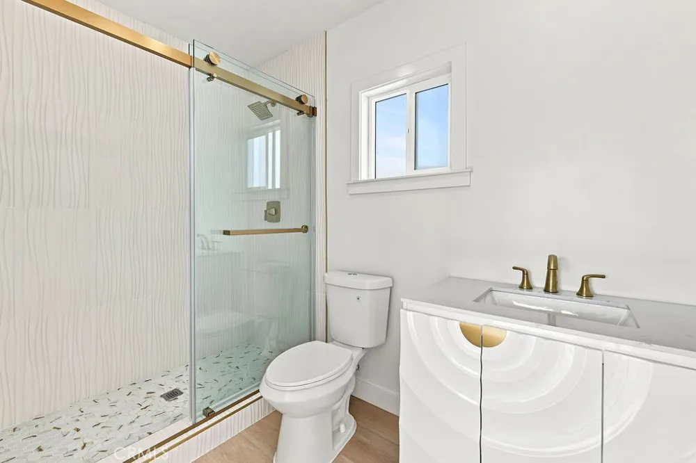 1205 Cole Avenue Hollywood, CA 90038
