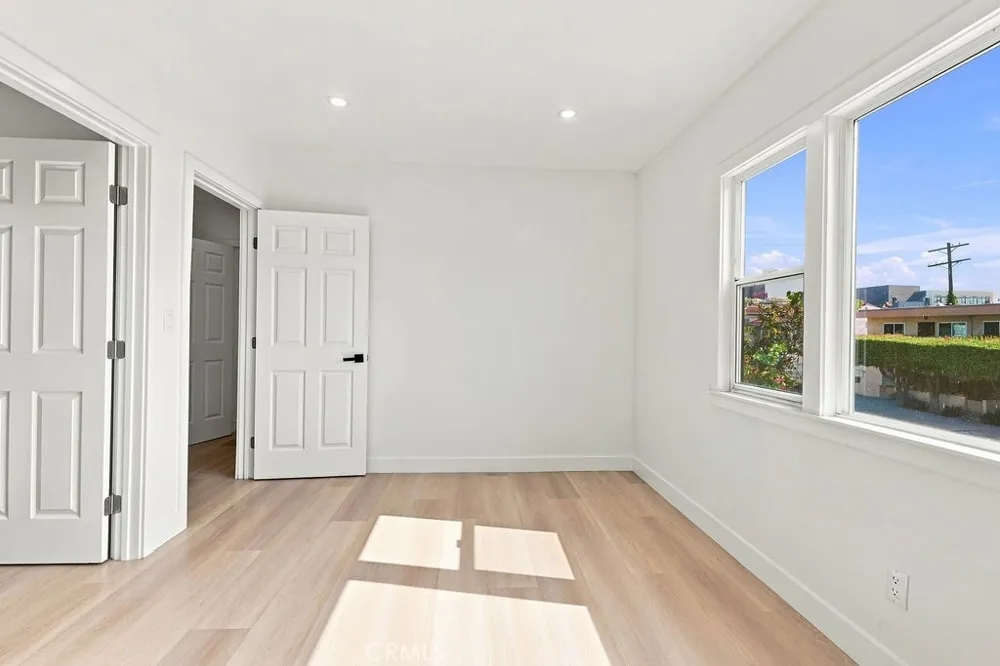 1205 Cole Avenue Hollywood, CA 90038