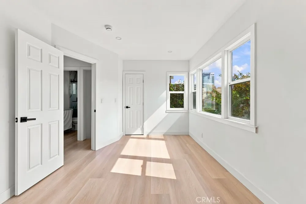 1205 Cole Avenue Hollywood, CA 90038