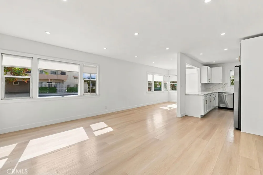 1205 Cole Avenue Hollywood, CA 90038