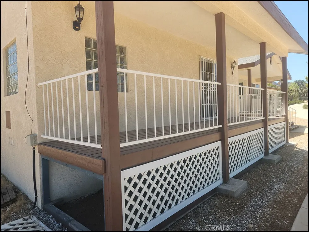 9425 Mountain Pinon Hills, CA 92372