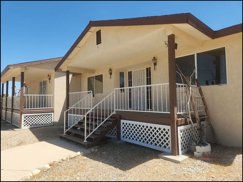 9425 Mountain Pinon Hills, CA 92372