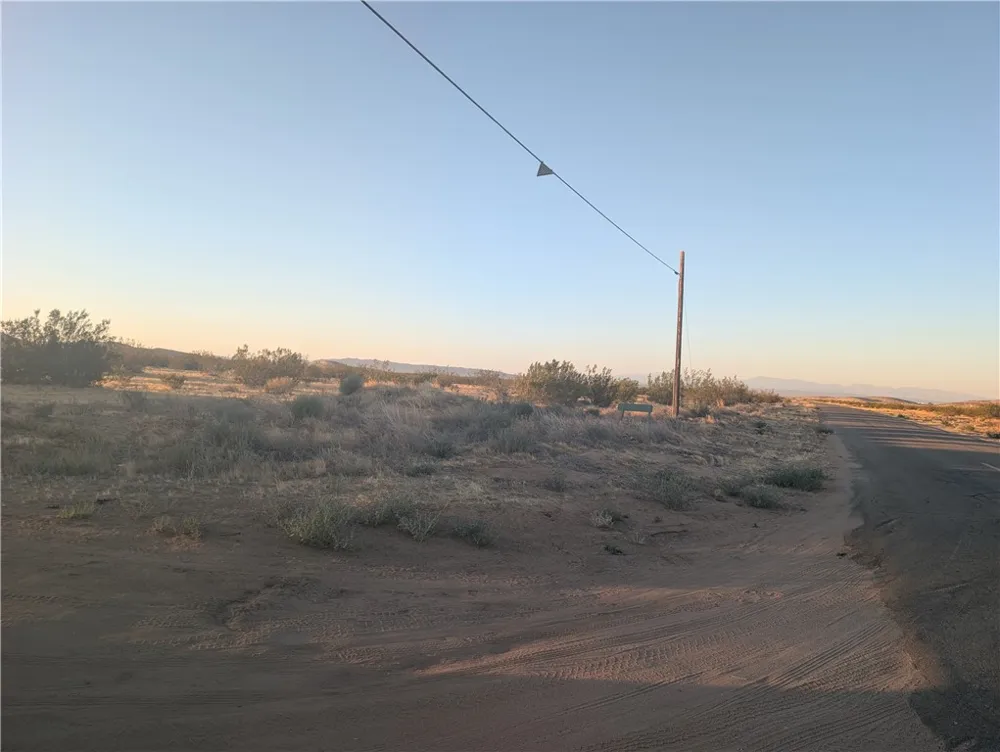 Claymine Rd #1 Edwards, CA 93523