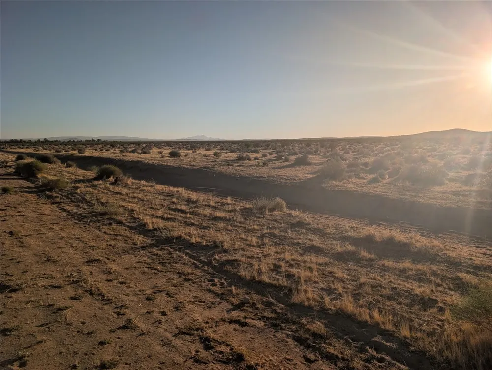 Claymine Rd #2 Edwards, CA 93523
