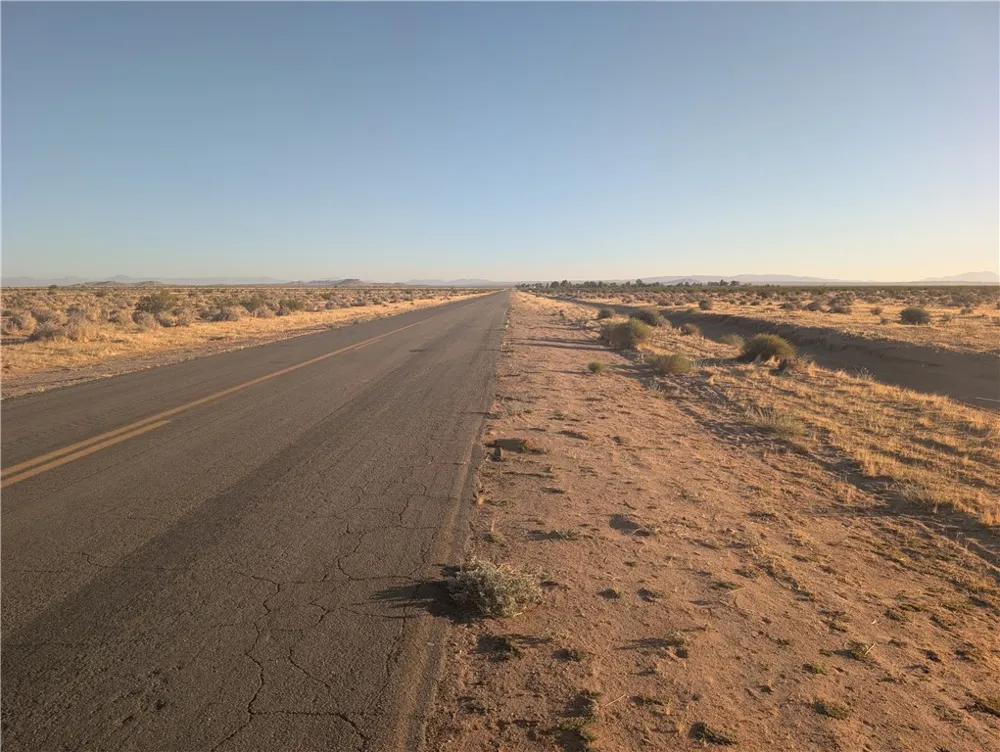 Claymine Rd #2 Edwards, CA 93523