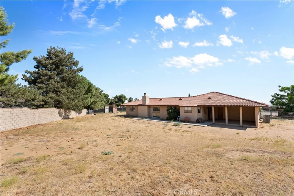 4467 Valle Vista Court Phelan, CA 92371