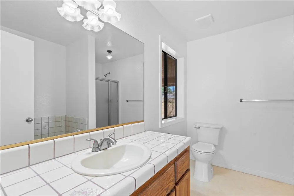 4467 Valle Vista Court Phelan, CA 92371