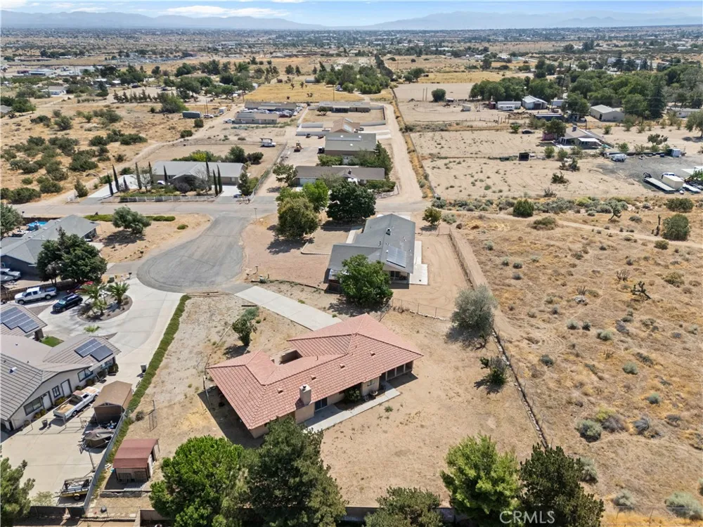 4467 Valle Vista Court Phelan, CA 92371