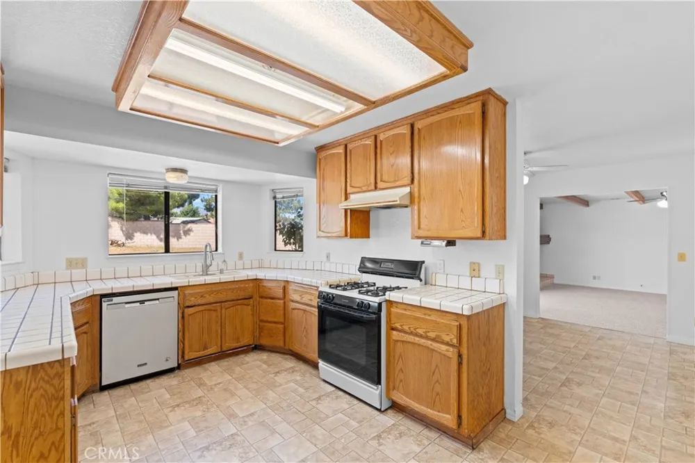 4467 Valle Vista Court Phelan, CA 92371