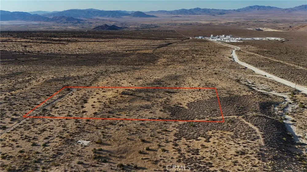 753 Crystal Creek (NEAR) Road Lucerne Valley, CA 92356