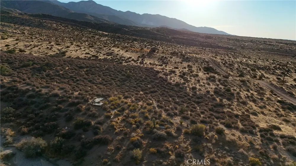 753 Crystal Creek (NEAR) Road Lucerne Valley, CA 92356