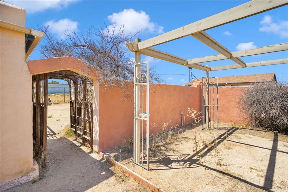 18058 Jonathan Street Adelanto, CA 92301