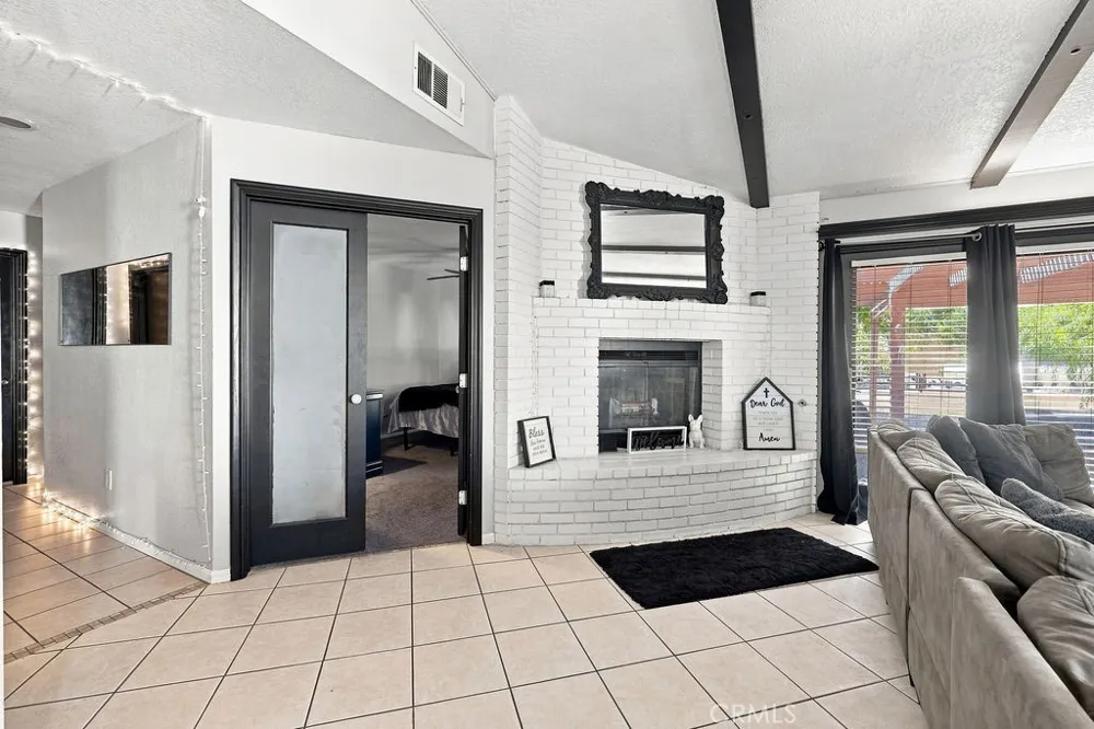 27844 Jasmine Lane Helendale, CA 92342