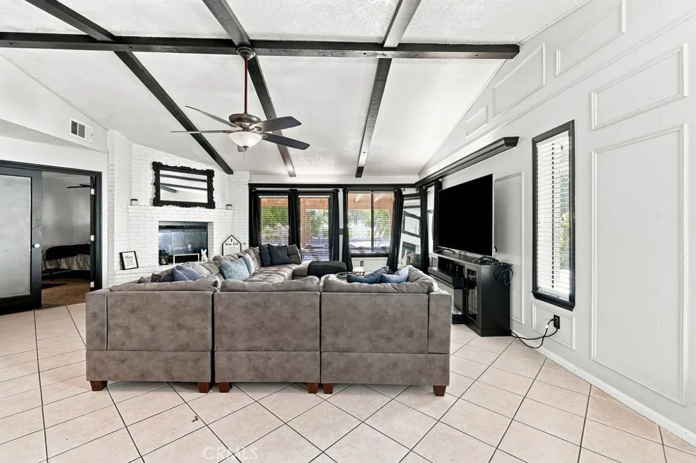 27844 Jasmine Lane Helendale, CA 92342