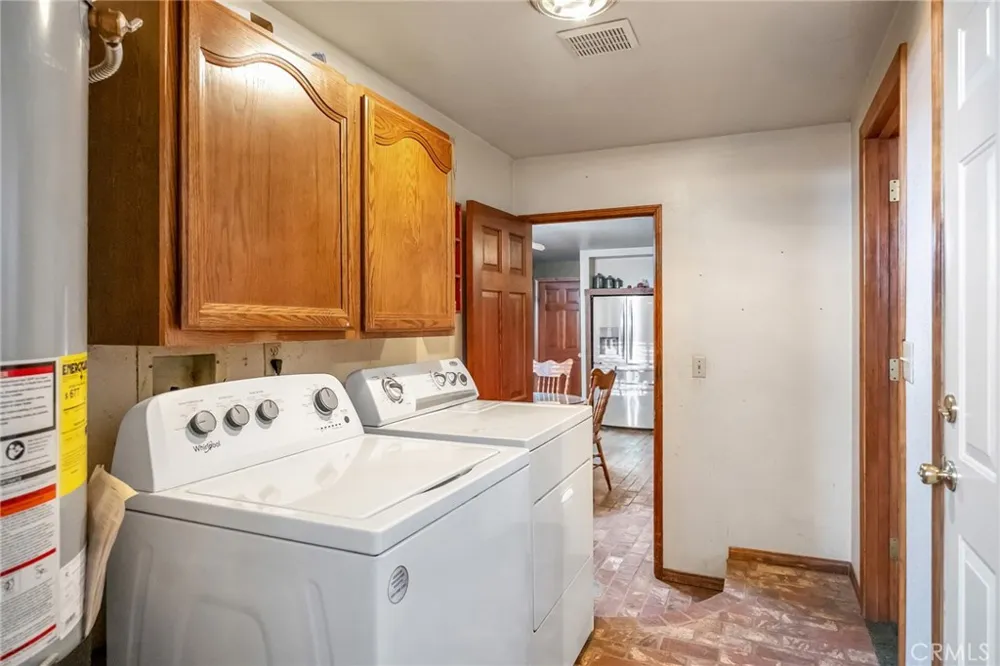 3230 Silver Ridge Pinon Hills, CA 92372