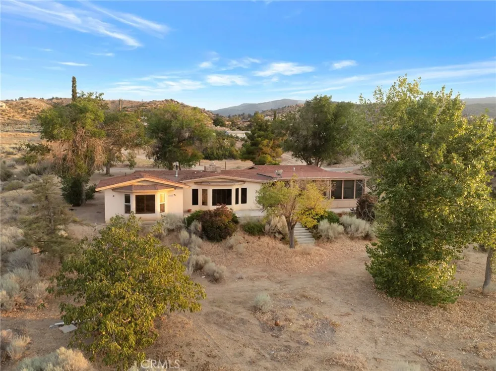 3230 Silver Ridge Pinon Hills, CA 92372