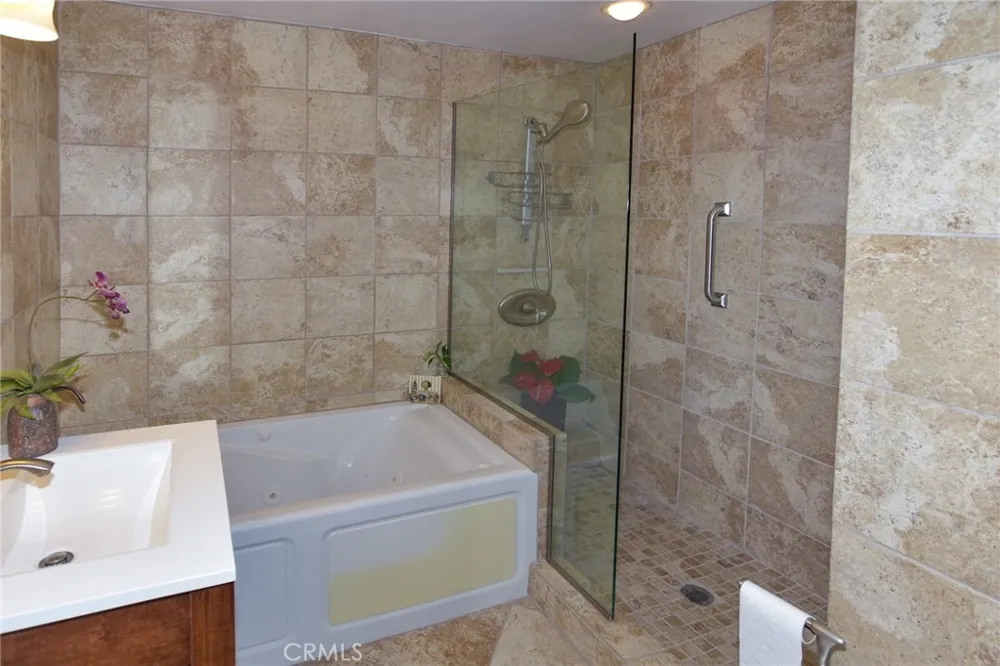 4732 Amberwood Court Carlsbad, CA 92008