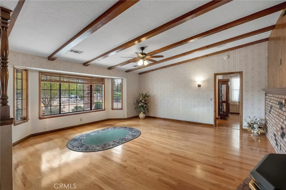 7040 Kenyon Hesperia, CA 92345