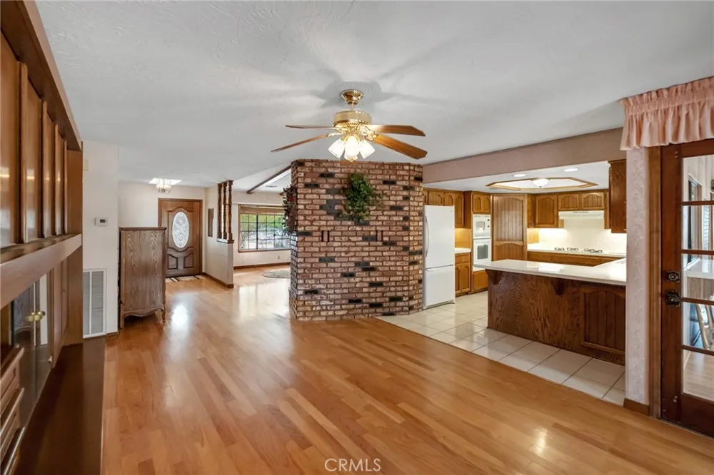 7040 Kenyon Hesperia, CA 92345