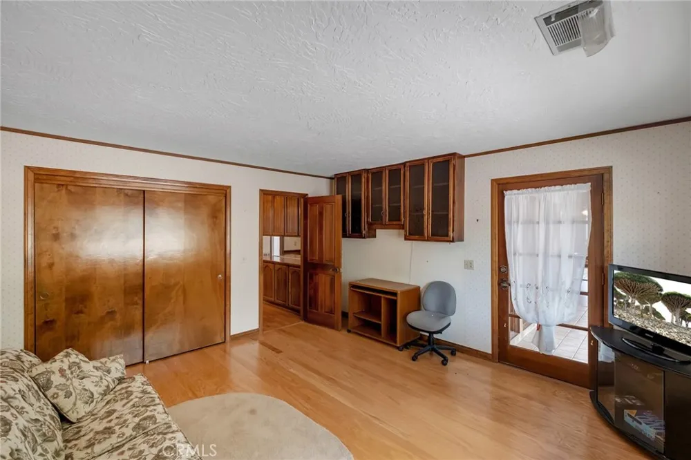 7040 Kenyon Hesperia, CA 92345