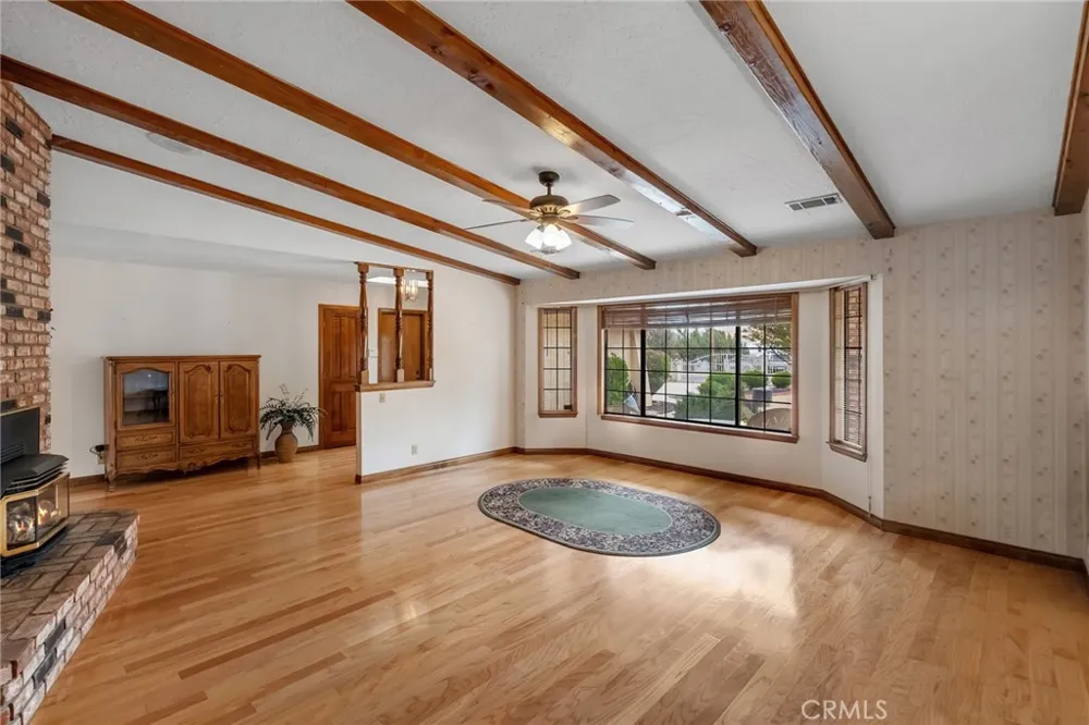 7040 Kenyon Hesperia, CA 92345