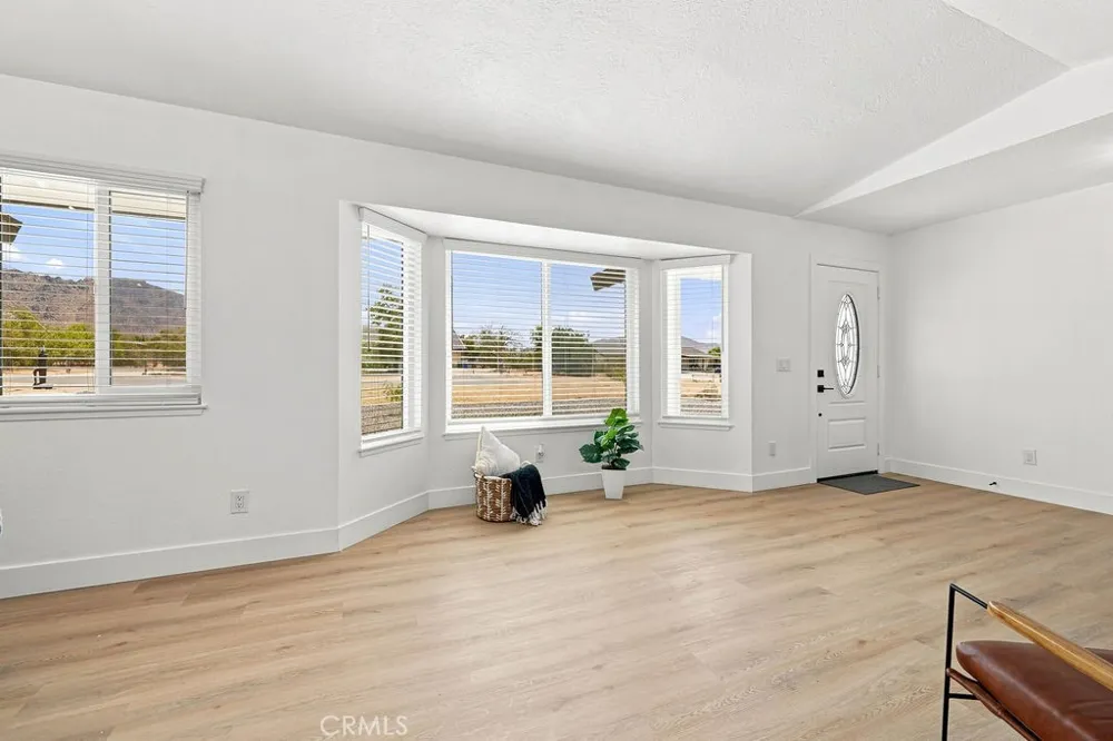16710 Candlewood Road Apple Valley, CA 92307