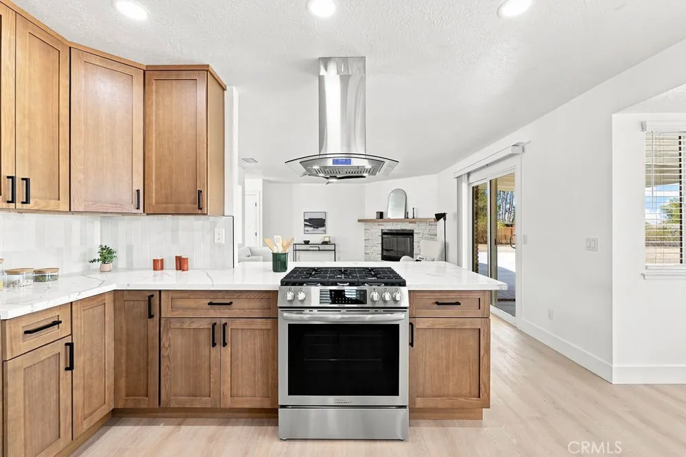 16710 Candlewood Road Apple Valley, CA 92307