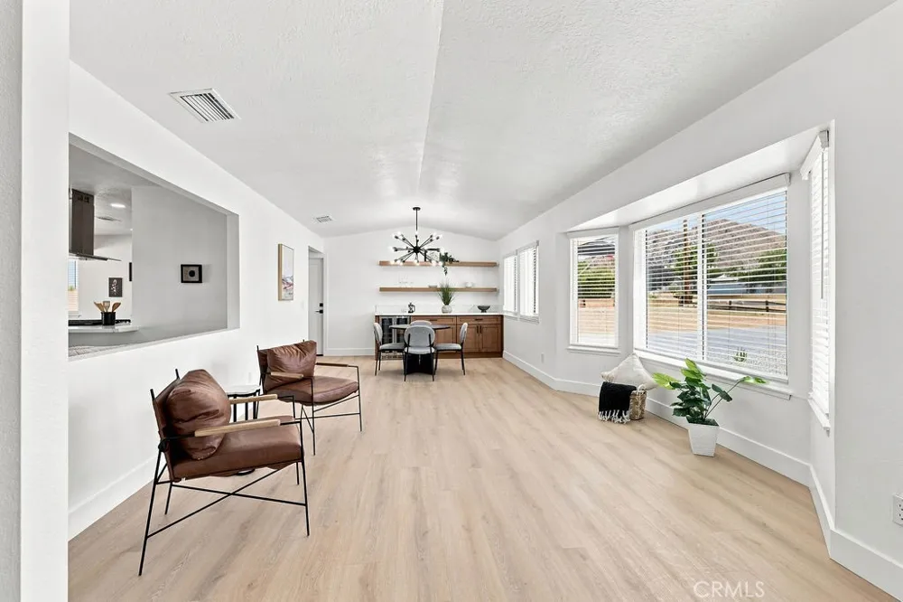 16710 Candlewood Road Apple Valley, CA 92307
