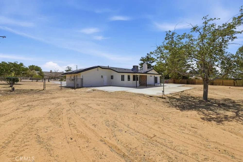 16710 Candlewood Road Apple Valley, CA 92307