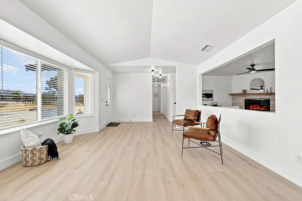 16710 Candlewood Road Apple Valley, CA 92307