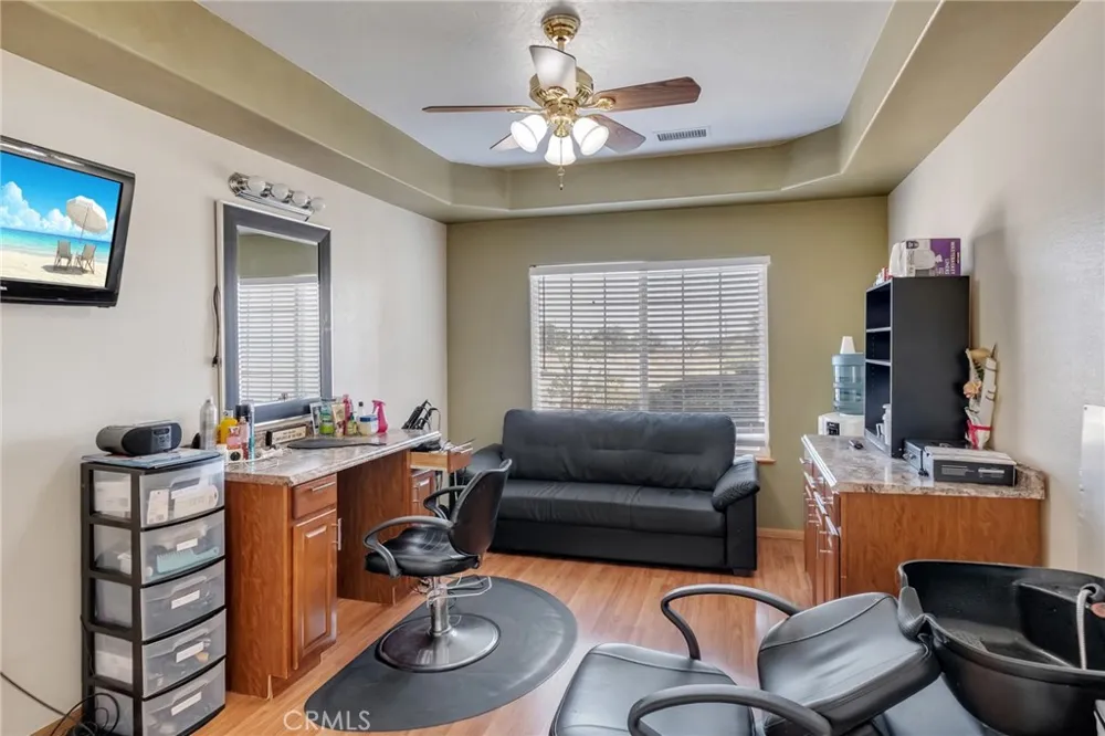 16783 Crockett Hesperia, CA 92345
