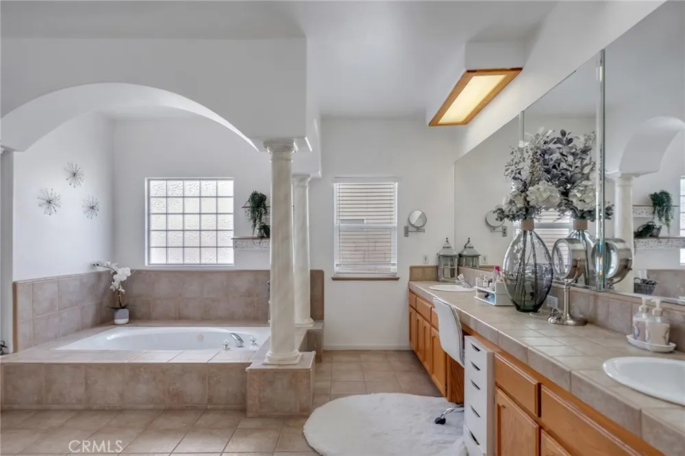 16783 Crockett Hesperia, CA 92345