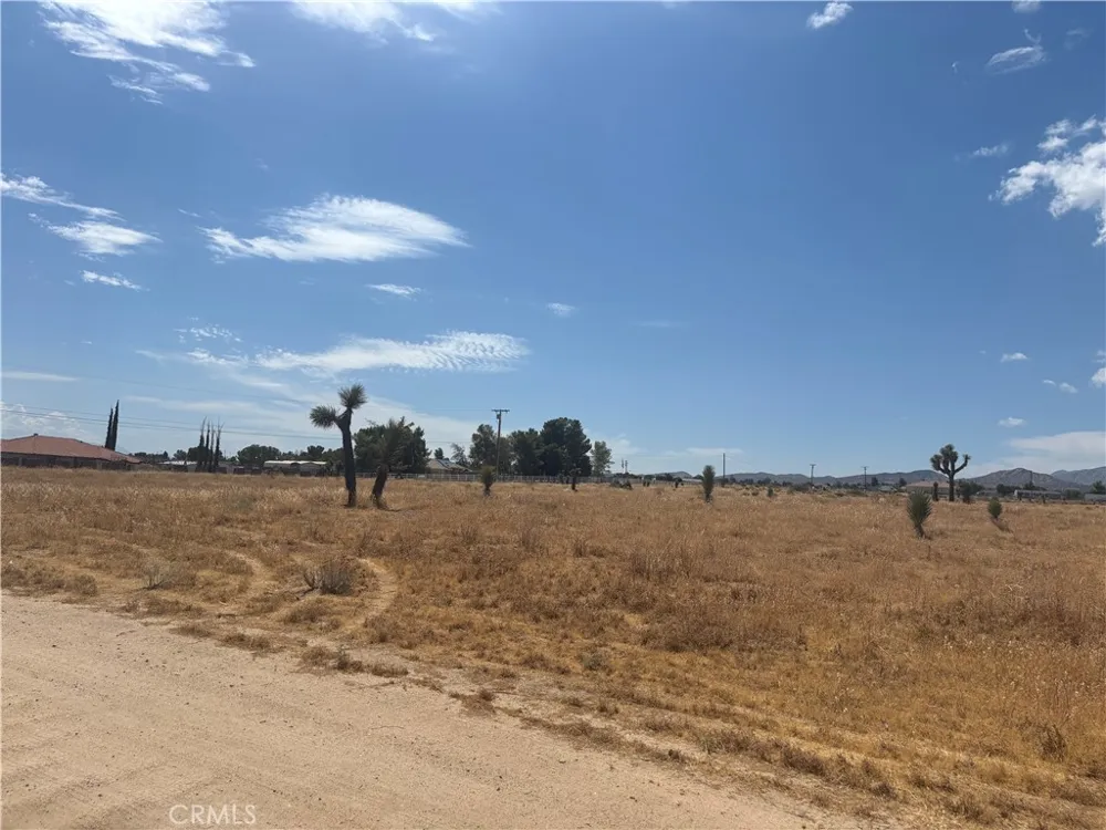 Valle Vista Phelan, CA 92329