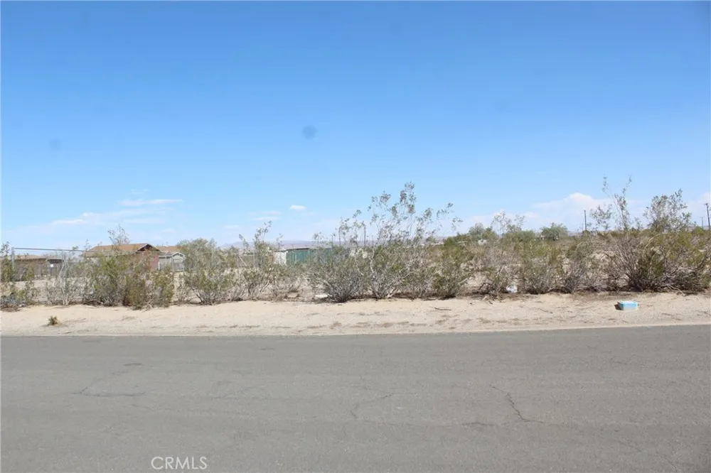 11 Olanche Avenue Mojave, CA 93501