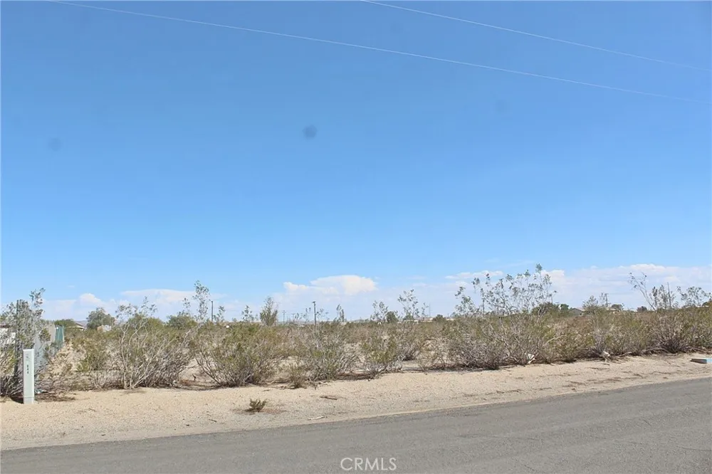 11 Olanche Avenue Mojave, CA 93501