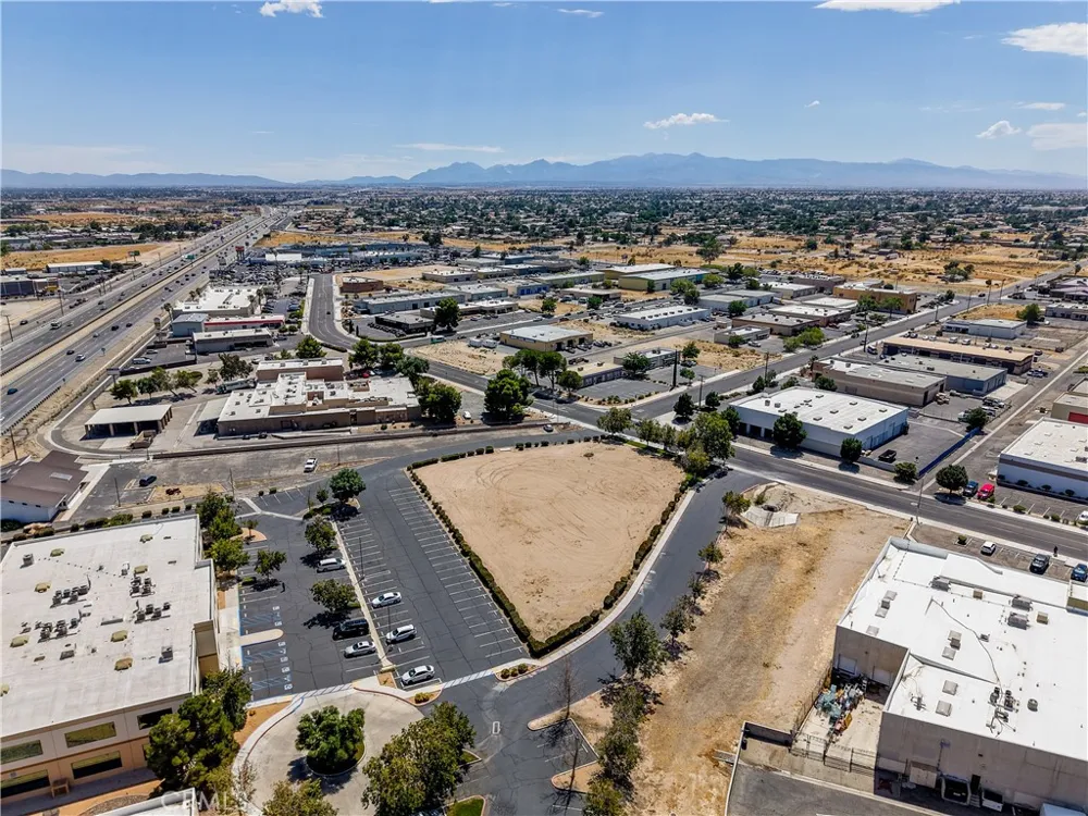 Park Avenue Victorville, CA 92392