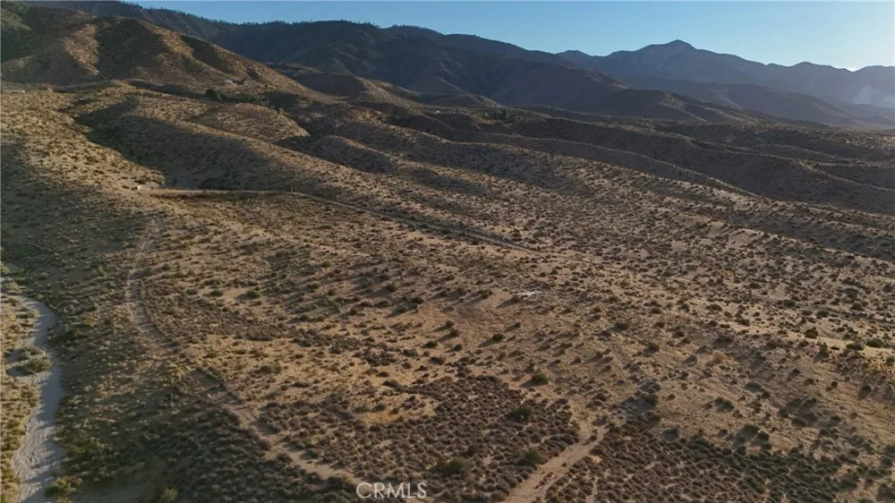 754 Crystal Creek (NEAR) Road Lucerne Valley, CA 92356