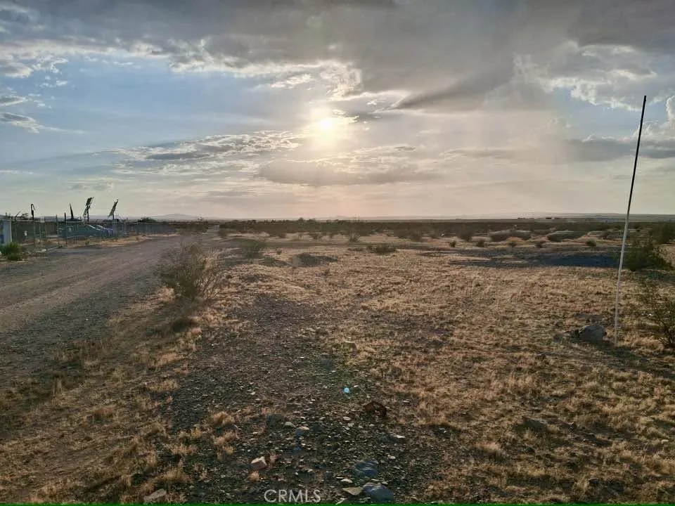 Mustang Trail. 042020210 Helendale, CA 92342