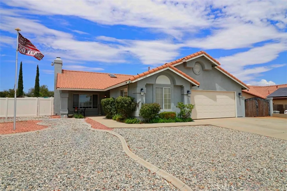 14532 Tanglewood Court Hesperia, CA 92345