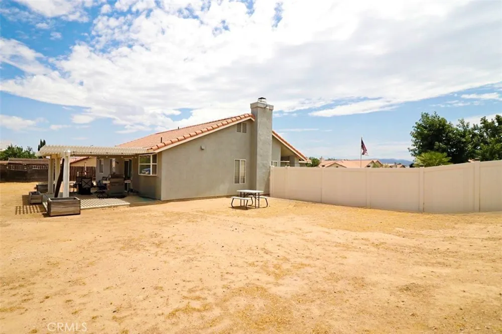 14532 Tanglewood Court Hesperia, CA 92345